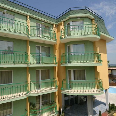 Family Hotel Gery Kranevo Exterior photo