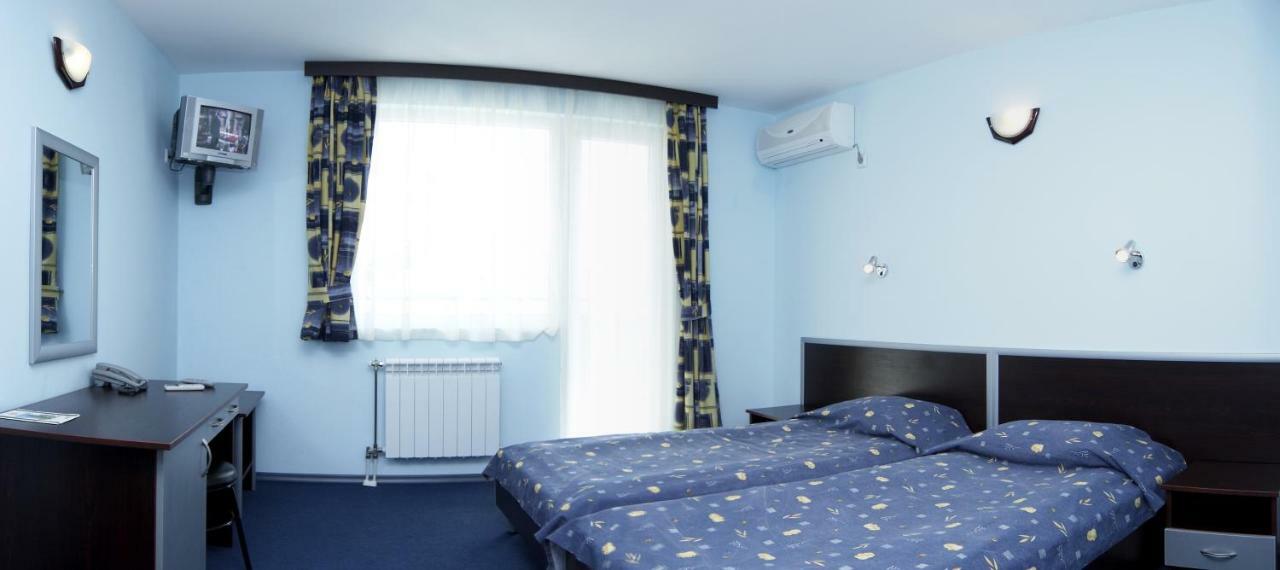 Family Hotel Gery Kranevo Exterior photo